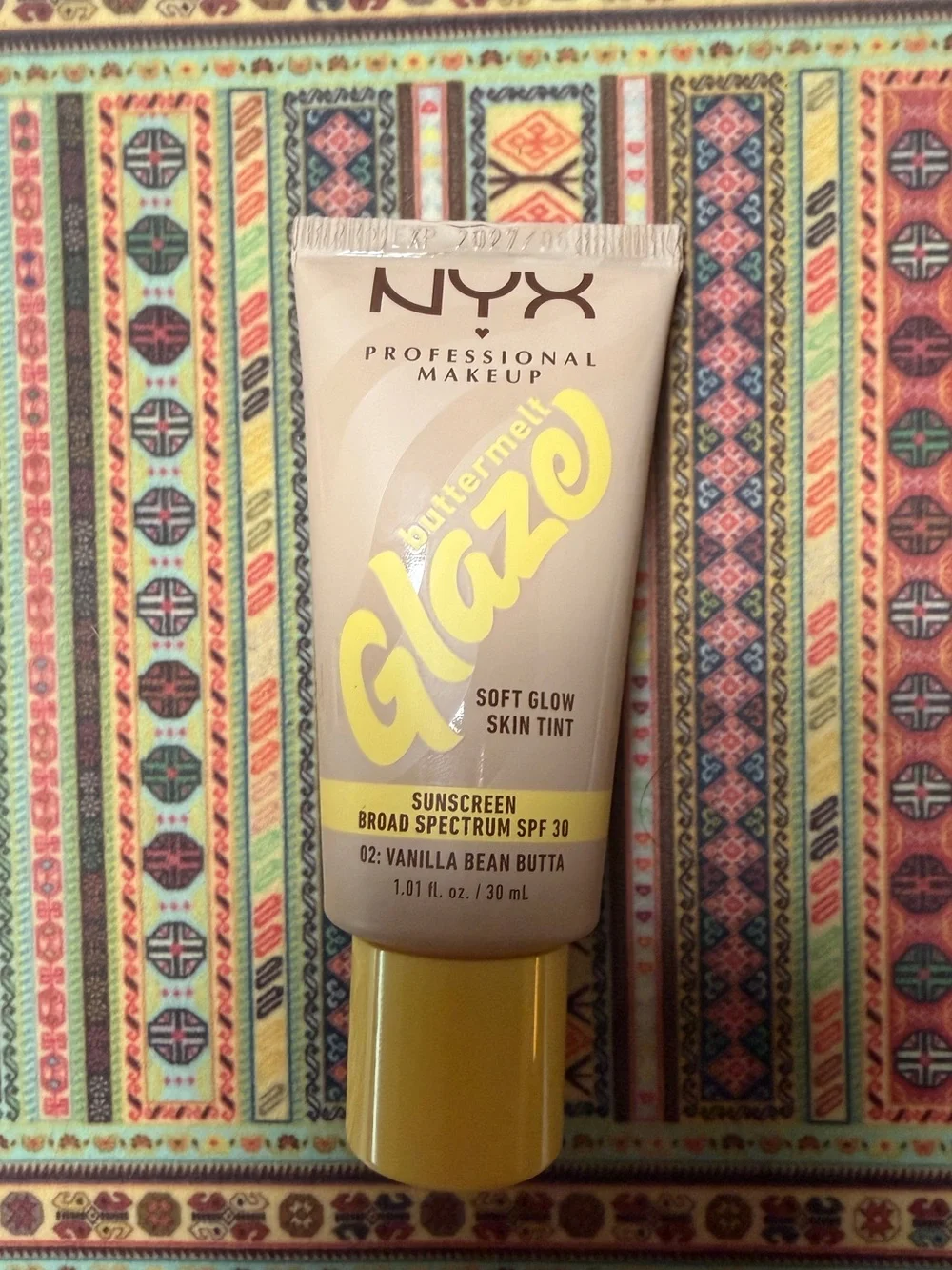 NWT Nyx Buttermelt Glaze Soft Glow Skin Tint SPF 30 in “Vanilla Bean Butta”